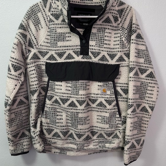 Carhartt Jackets & Blazers - Carhartt Womens Black and White Sweater